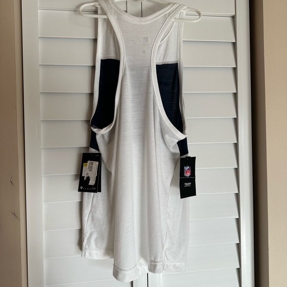 Patriots NFL racerback women’s tank. NWT. Size small - Picture 6 of 7